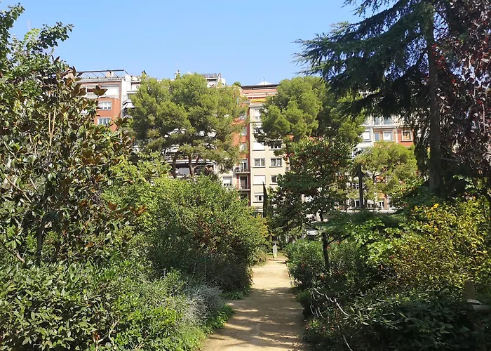 Aparteasy - Private Terrace, 3 Bedrooms, Eixample *