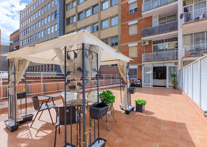 Aparteasy - Private Terrace, 3 Bedrooms, Eixample Апартаменты *