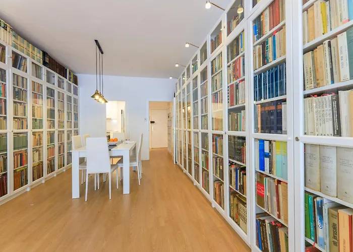 Aparteasy - Private Terrace, 3 Bedrooms, Eixample Барселона