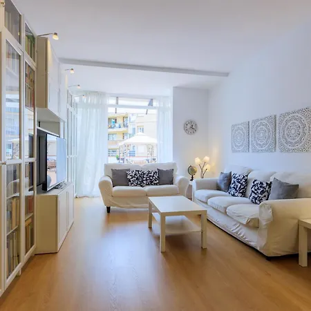 Apartamento Aparteasy - Private Terrace, 3 Bedrooms, Eixample