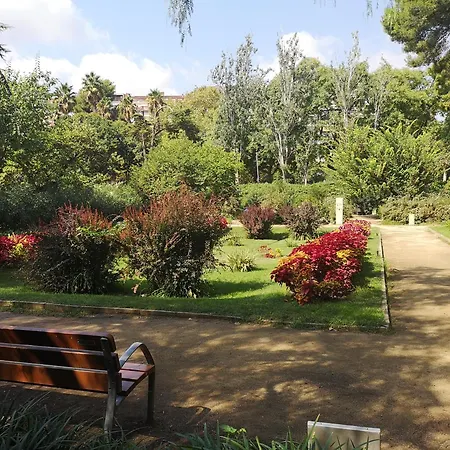Aparteasy - Private Terrace, 3 Bedrooms, Eixample Barcellona