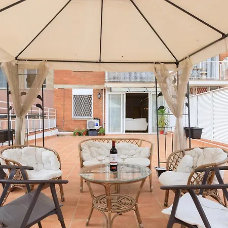 Apartment Aparteasy - Private Terrace, 3 Bedrooms, Eixample *