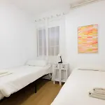 Aparteasy - Private Terrace, 3 Bedrooms, Eixample *