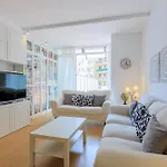 Lejlighed Aparteasy - Private Terrace, 3 Bedrooms, Eixample Barcelona