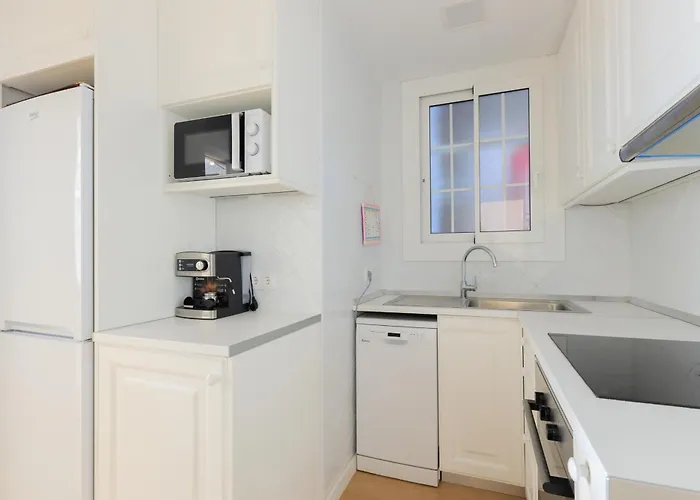 Aparteasy - Private Terrace, 3 Bedrooms, Eixample *